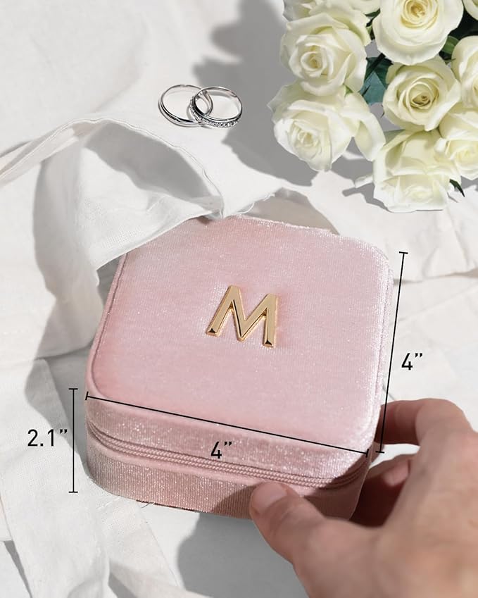 Vlando Preppy Stuff for Teen Girls, Girls Jewelry Box, Teen Girl Chid Gifts Trendy Stuff, Monogrammed Gifts Travel Jewelry Case, Gifts for Teen Girls, Things for Teen Girls - Letter B, Pink