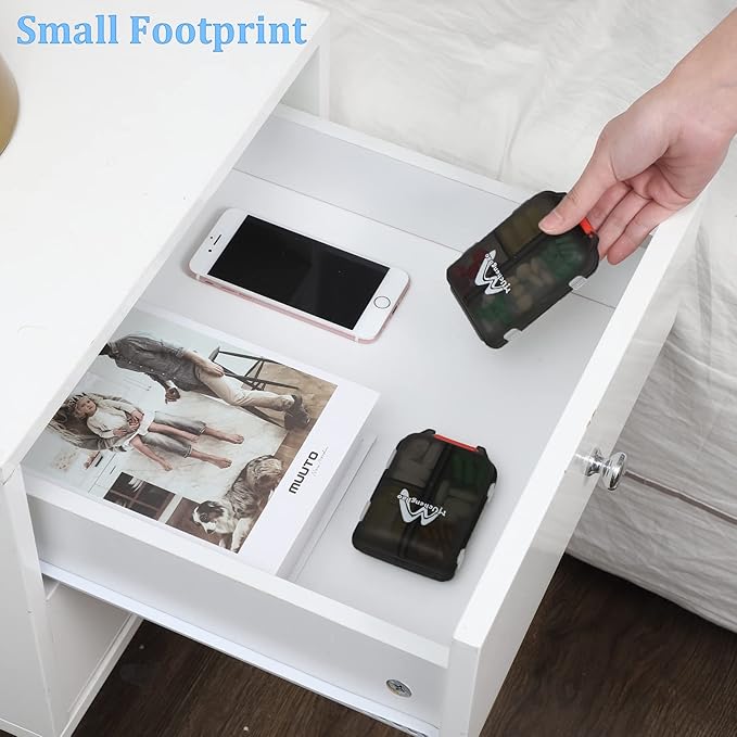2PS Weekly Pill Organizer Small Folding Box 7 Day BPA-Free Daily Pill Container Foldable Travel Pill Case with Lock Pill Holder， Medicine Organizer for Purse Pocket to Store Vitamin Etc (Black)